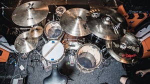 dani-neck-deep-kit-650-80
